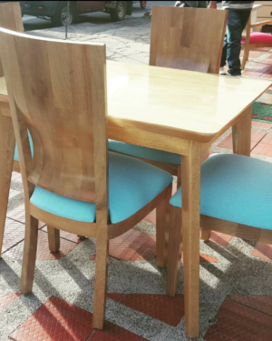 Comedor Escandinavo 4 Puestos