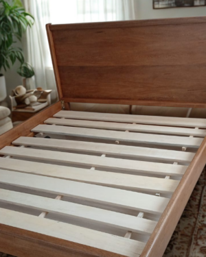 Cama en Madera Versalles